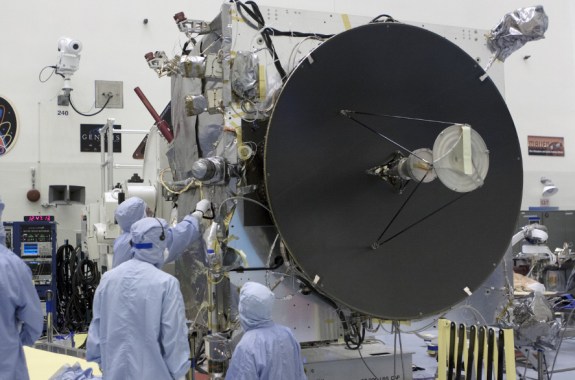 India and NASA Home In on Mars