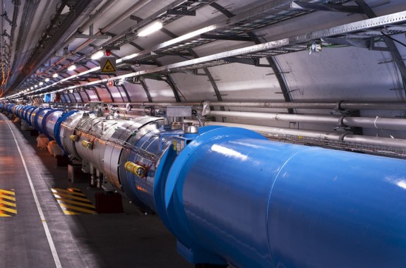 News Roundup: The Birth of the Moon, E.T. Life, and LHC Season Two