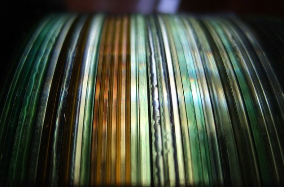 Why Vinyl Sounds Better Than CD, Or Not