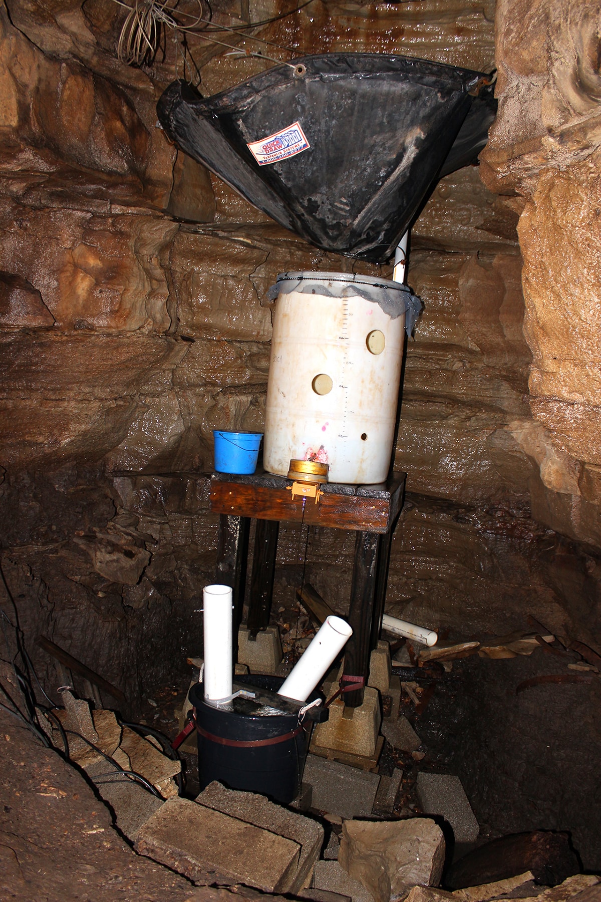 Water monitoring station