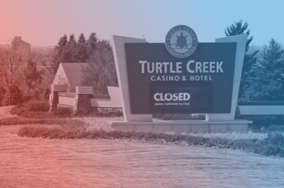 a sign that says 'turtle creek casino & hotel, closed'